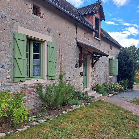 Chez Nous Bed & Breakfast Brigueuil-le-Chantre Екстериор снимка