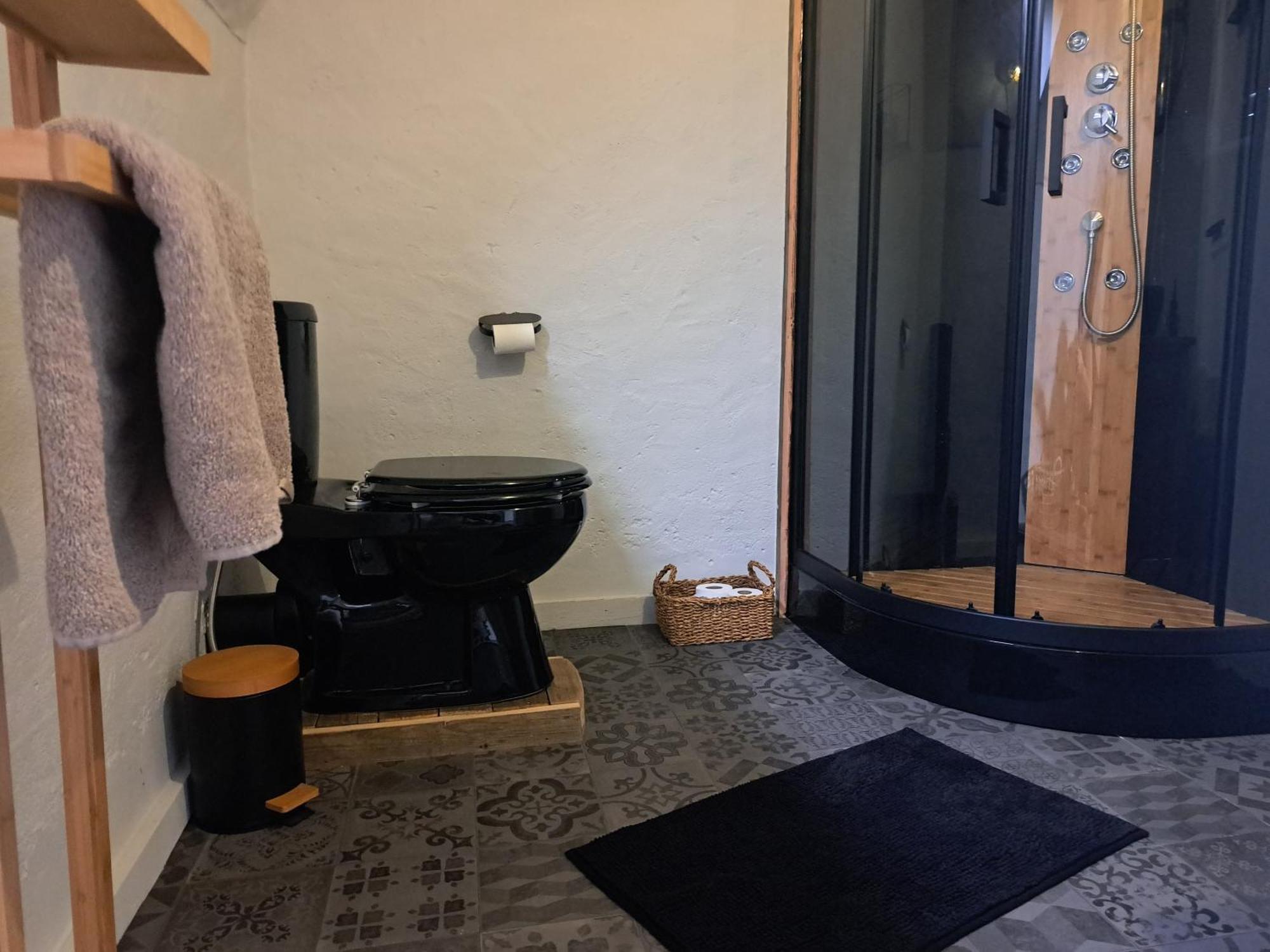 Chez Nous Bed & Breakfast Brigueuil-le-Chantre Екстериор снимка