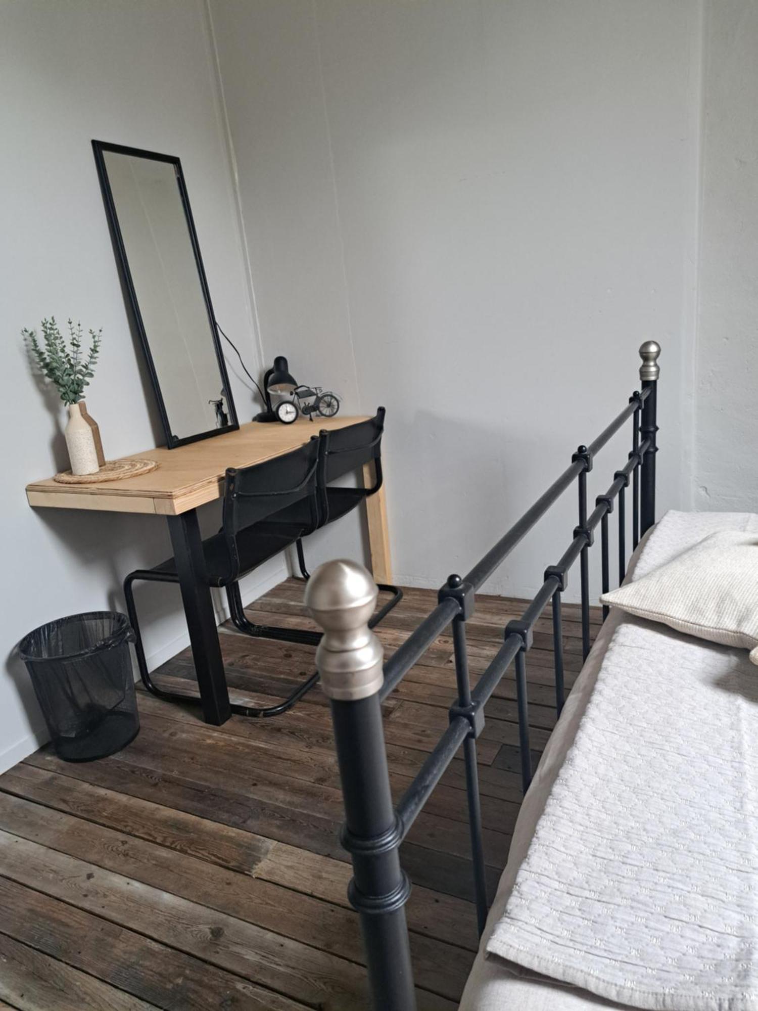 Chez Nous Bed & Breakfast Brigueuil-le-Chantre Екстериор снимка